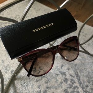 Burberry Sunglasses *NEVER WORN*